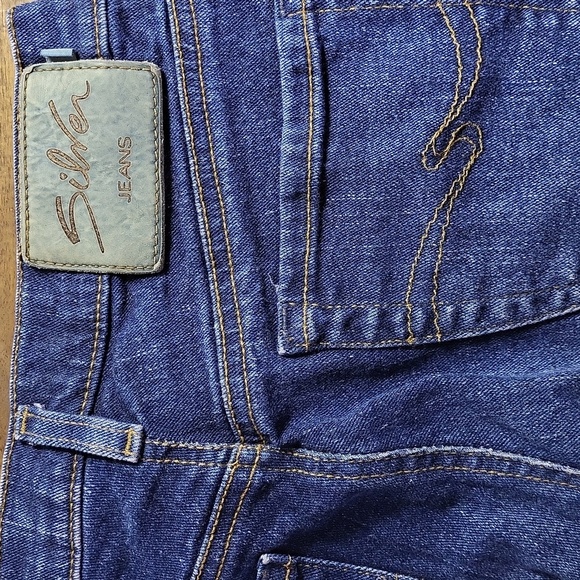 Silver Women's Jeans Size 26 Slim-fit Bootcut Mid-rise Medium Wash Denim - Picture 8 of 8